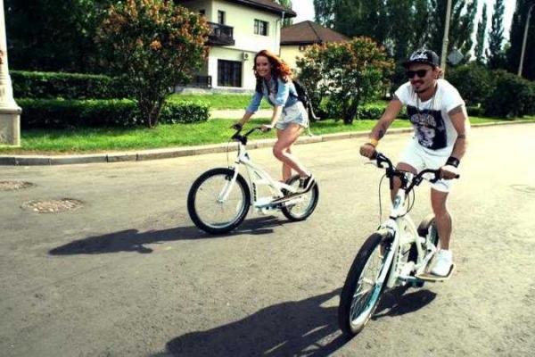 Группа Krugers сняла новый душевный, легкий, ироничный клип