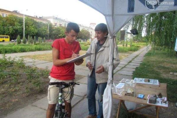 Жители Мариуполя выступают за перенос осенних выборов Жители Мариуполя выступают за перенос осенних выборов