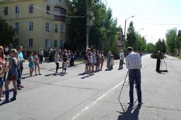 Жители Счастья торжественно отметили День Государственного флага Украины Жители Счастья торжественно отметили День Государственного флага Украины