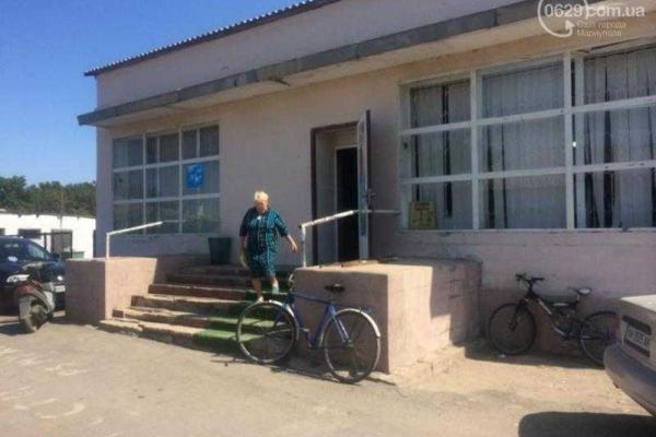 Юную жительницу Сартаны, пострадавшую при обстреле, отправят на лечение и реабилитацию в Словакию Юную жительницу Сартаны, пострадавшую при обстреле, отправят на лечение и реабилитацию в Словакию