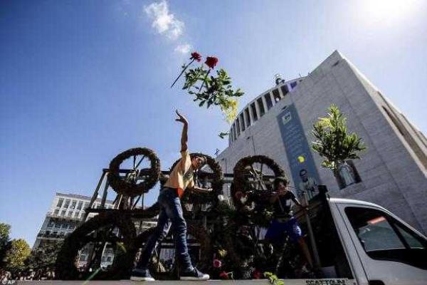 В Риме похороны босса итальянской мафии превратились в настоящее голливудское шоу