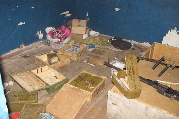 На Луганщине обнаружен тайник с оружием и боеприпасами На Луганщине обнаружен тайник с оружием и боеприпасами