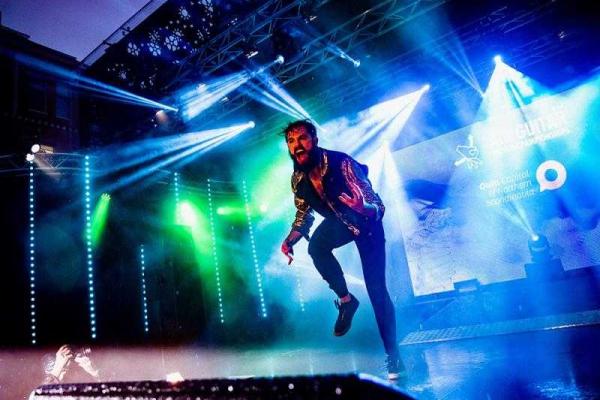 Россиянин стал победителем чемпионата мира по игре на воображаемой гитаре