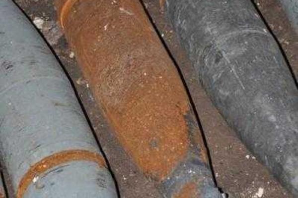 На Донетчине фермеры, рискуя жизнью, сами решили очищать поля от неразорвавшихся снарядов