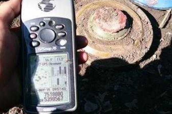 Бутусов обнародовал фотографии с телефона одного из ГРУшников: незадолго до боя и плена