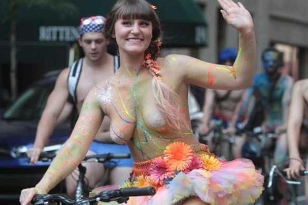Голый велопробег состоялся в Филадельфии