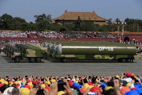 Китай показал Путину всю свою мощь на военном параде Китай показал Путину всю свою мощь на военном параде