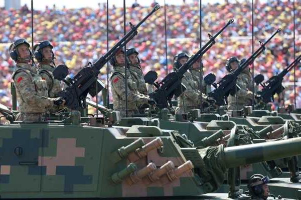 Китай показал Путину всю свою мощь на военном параде Китай показал Путину всю свою мощь на военном параде