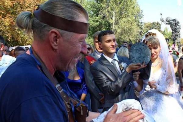 Международный фестиваль кузнечного мастерства провели в Донецке Международный фестиваль кузнечного мастерства провели в Донецке