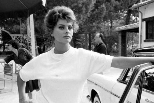 Эксклюзивные архивные фото блистательной Софи Лорен Эксклюзивные архивные фото блистательной Софи Лорен