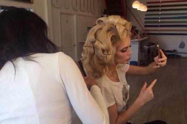 Девочки из группы "ВИА Гра" снялись в фотосессии обнаженными в шубах Девочки из группы "ВИА Гра" снялись в фотосессии обнаженными в шубах