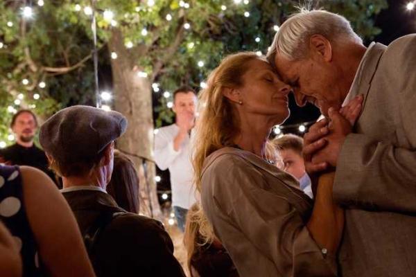 Подарок поклонникам группы "Океан Эльзы" - клип на песню "Життя починається знов"