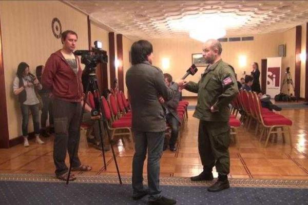 В Сеть попали фото с всемирного съезда сепаратистов в Москве В Сеть попали фото с всемирного съезда сепаратистов в Москве