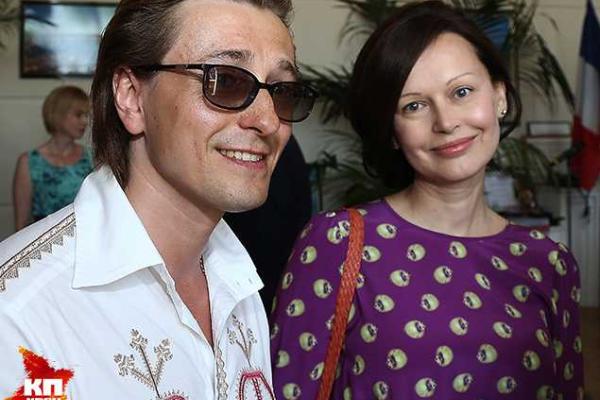 Экс-супруга Сергея Безрукова впервые нарушила молчание и рассказала о расставании с актером Экс-супруга Сергея Безрукова впервые нарушила молчание и рассказала о расставании с актером