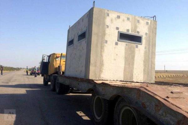 Блокада Крыма - это надолго: появились мобильные блокпосты, готовят окопы Блокада Крыма - это надолго: появились мобильные блокпосты, готовят окопы
