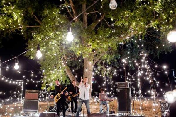 Подарок поклонникам группы "Океан Эльзы" - клип на песню "Життя починається знов"