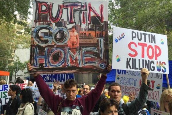 В Нью-Йорке Путину устроили "теплую" встречу В Нью-Йорке Путину устроили "теплую" встречу