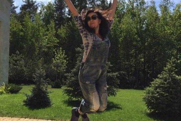 Актриса Анастасия Заворотнюк продолжает поражать поклонников своей молодостью