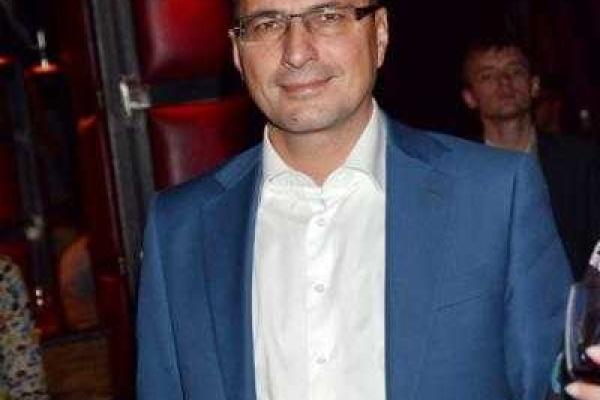 Экс-супруг Волочковой вышел в свет с новой женой