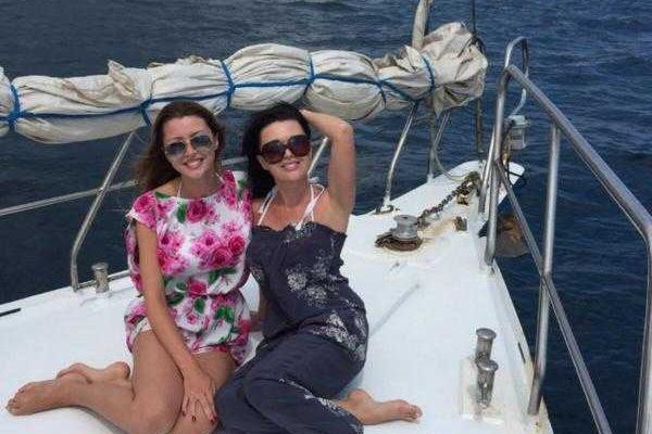 Актриса Анастасия Заворотнюк продолжает поражать поклонников своей молодостью