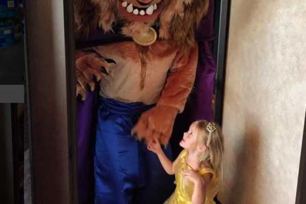 Красавица Глюкоzа очутилась в лапах Чудовища Красавица Глюкоzа очутилась в лапах Чудовища