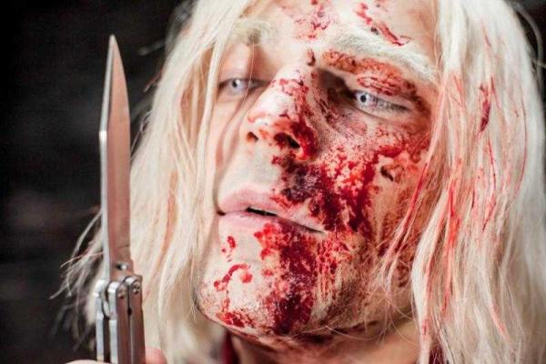 Актер Данила Козловский перевоплотился в длинноволосого блондина с голубыми глазами Актер Данила Козловский перевоплотился в длинноволосого блондина с голубыми глазами