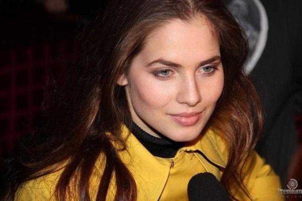 Рождение седьмого ребенка не остановило актера Евгения Цыганова - он ушел к другой возлюбленной