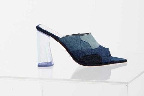 Актриса Памела Андерсон выпустит коллекцию женских туфель