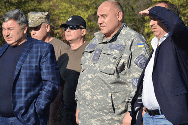 Депутаты ВР на тренировочных полигонах убедились в профессиональной подготовке луганских милиционеров