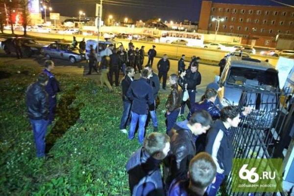 Шокирующий забег с покойниками по улицам Екатеринбурга