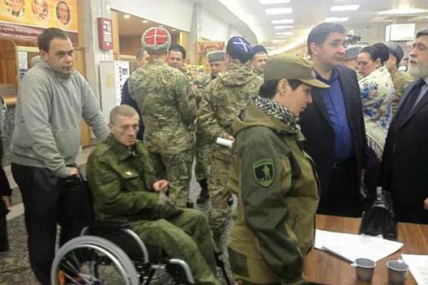 "Моторола" рванул в Москву на съезд "Союза добровольцев Донбасса", чтобы принять "кодекс чести" террориста "Моторола" рванул в Москву на съезд "Союза добровольцев Донбасса", чтобы принять "кодекс чести" террориста