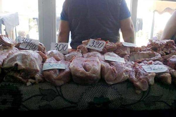 По карману ли жителям оккупированного Донецка мясо?
