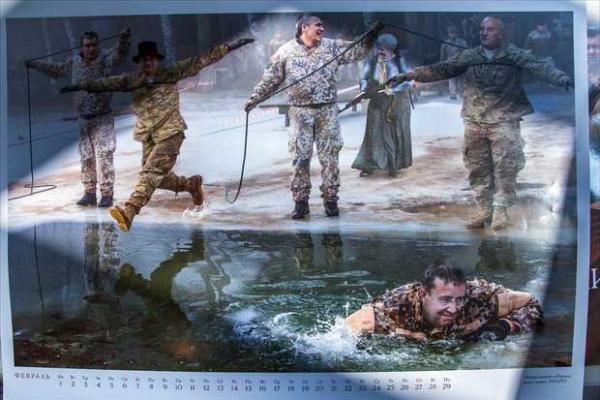 Соцсети взорвал пророссийский календарь с украинскими "фашистами", Порошенко и Путиным  Соцсети взорвал пророссийский календарь с украинскими "фашистами", Порошенко и Путиным