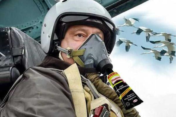 Порошенко и истребитель: реакция соцсетей была незамедлительной. Фотожабы