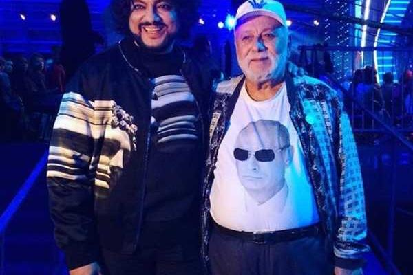 Филипп и Бедрос Киркоровы сделали зрителям "Новой волны" музыкальный подарок