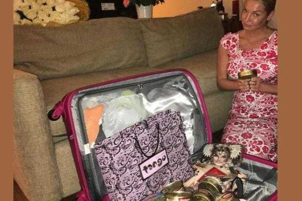 Балерину Волочкову на турецкой таможне спасли пуанты и фирменные футболки 