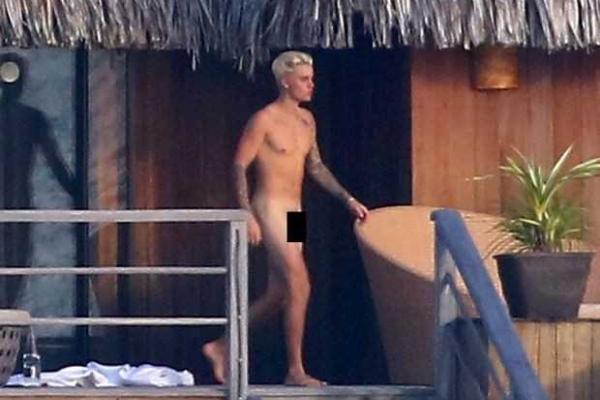 Папарацци поймали в кадр голого Джастина Бибера на отдыхе на Бора-Бора