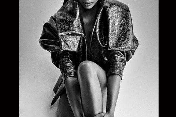 "Черная пантера" Наоми Кэмпбелл разделась для новой фотосессии