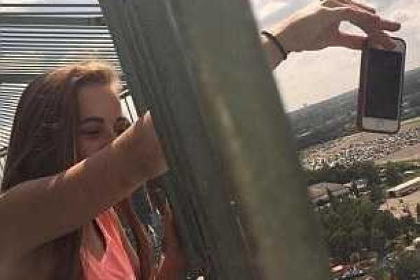 Бессмысленный флешмоб бьет рекорды популярности среди пользователей Сети