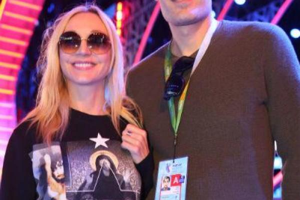 Кристина Орбакайте прилетела в Сочи вместе с любимым мужем Михаилом