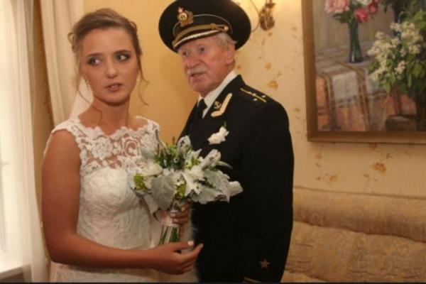 Молодая жена Ивана Краско получит все имущество актера по завещанию Молодая жена Ивана Краско получит все имущество актера по завещанию