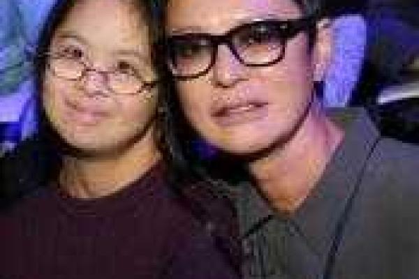 Ирина Хакамада вывела в свет взрослую солнечную дочь