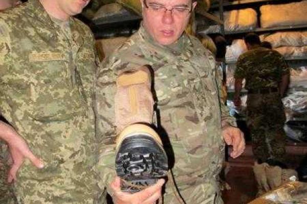 Бойцы ВСУ на передовой начали получать зимнюю форму нового образца