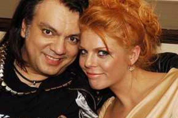 Анастасия Стоцкая не собирается делать ДНК-тест, чтобы доказать всему миру, кто отец ее сына