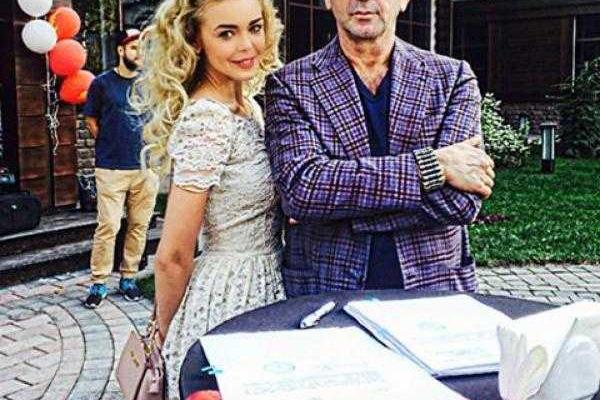 Алина Гросу заявила об угрозах в адрес ее семьи из-за выступлений в России