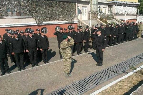 В Мариуполе пограничникам подарили катер