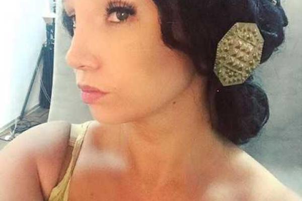 Поклонники Анфисы Чеховой не узнали телезвезду на новом фото