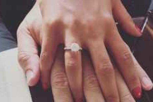 Экс-участница группы "ВИА ГРа" выходит замуж