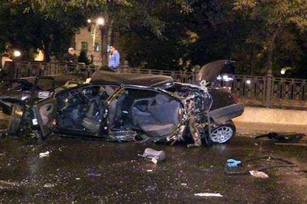Пьяный житель Днепропетровска устроил гонки с полицией, разбил два авто и попал в реанимацию Пьяный житель Днепропетровска устроил гонки с полицией, разбил два авто и попал в реанимацию