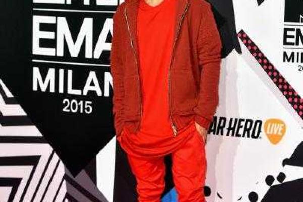 Хулиган Джастин Бибер стал победителем в пяти номинациях MTV EMA